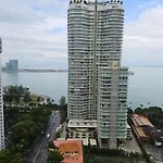 Mansion One Seaview By Island Hospitality
